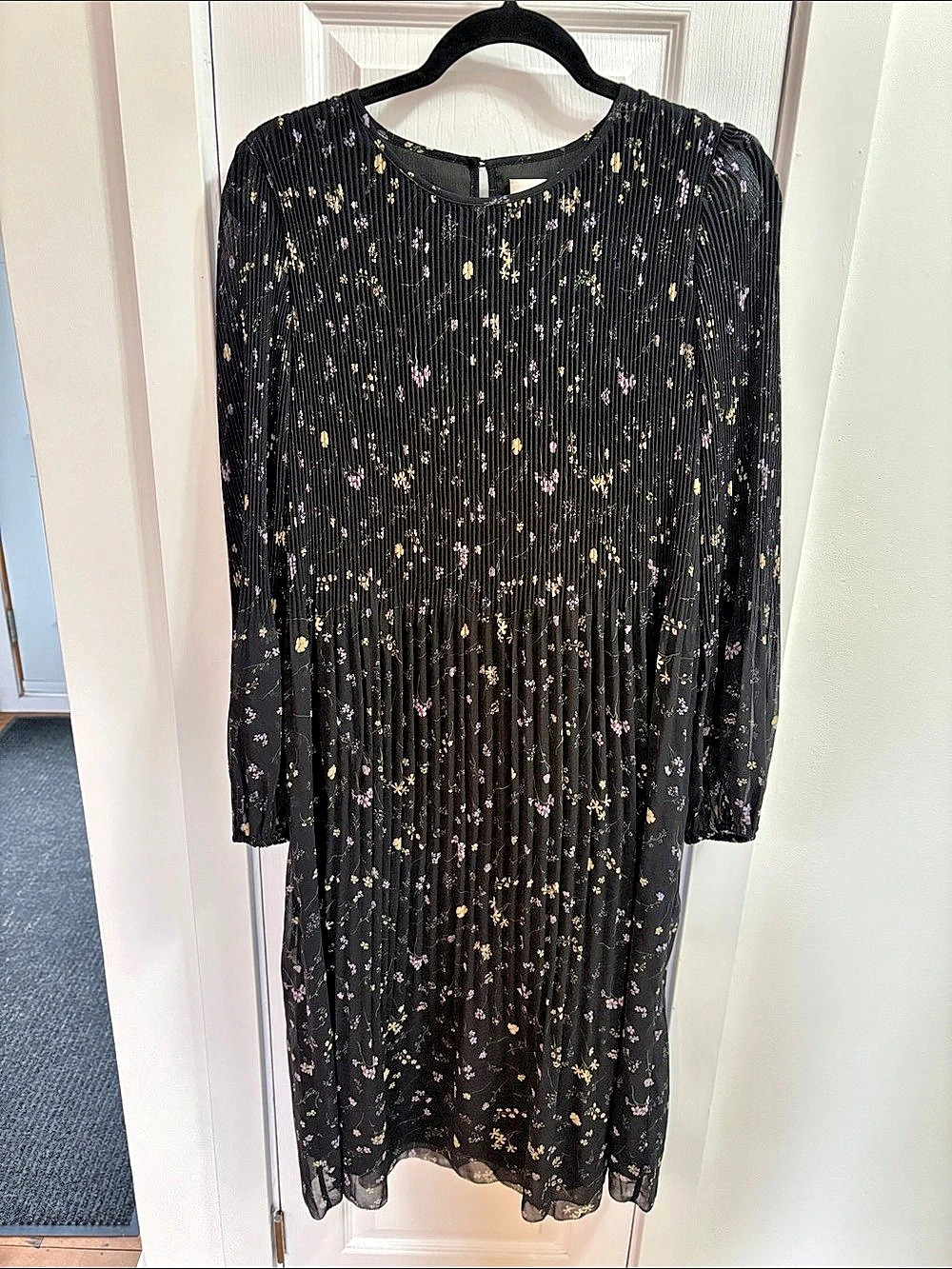 Wilfred Daydreamer Midi Dress Floral Pleated Black & Yellow Medium